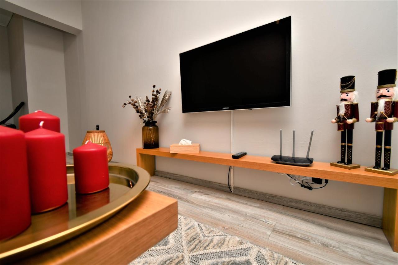 יואנינה Central Cozy Apartment מראה חיצוני תמונה